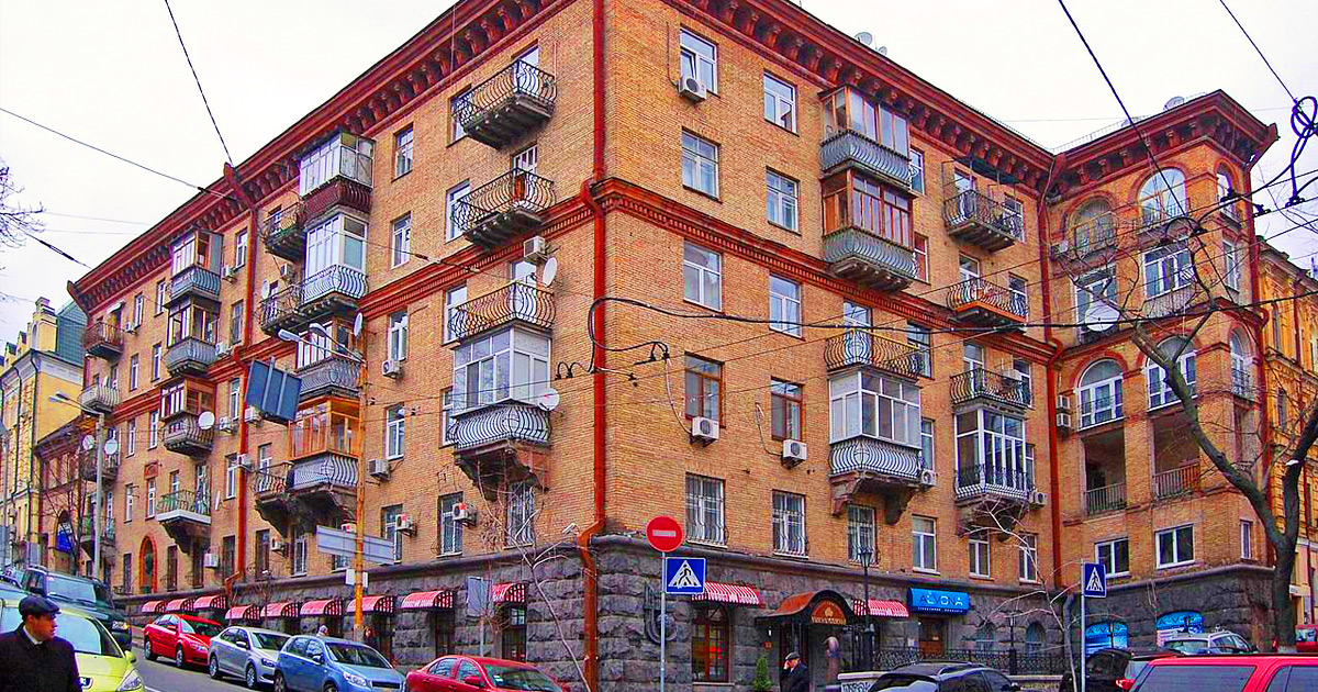 Нотаріус Київ, 01001, вул. Софіївська, 16/16, офіс 28, вхід в арку, паркомісця є